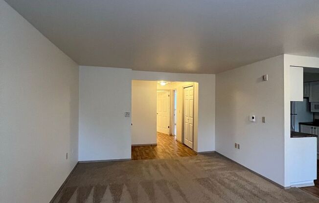1 bed, 1 bath, 800 sqft, $1,555, Unit 623