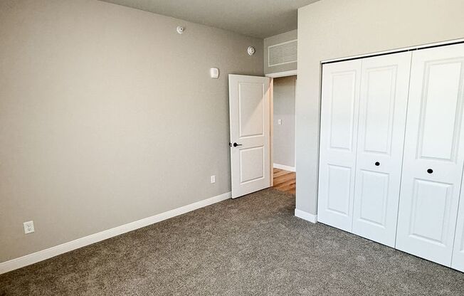 3 beds, 2 baths, 1,404 sqft, $1,975, Unit C302