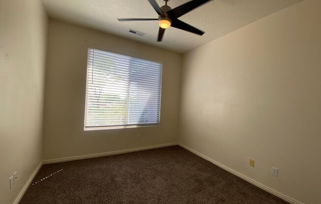 2 beds, 1 bath, $1,495