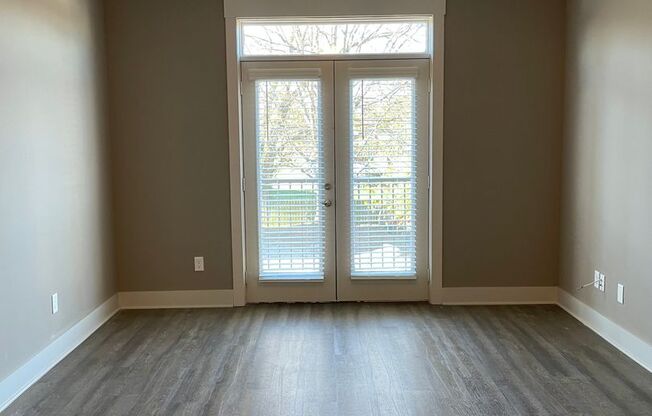 1 bed, 1 bath, 708 sqft, $865, Unit 213