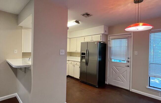 Great home in the heart of South Austin!
