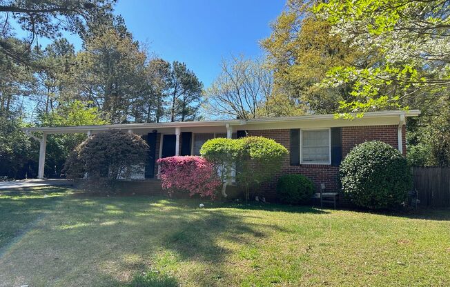 Three Bedroom Off Milledge Available