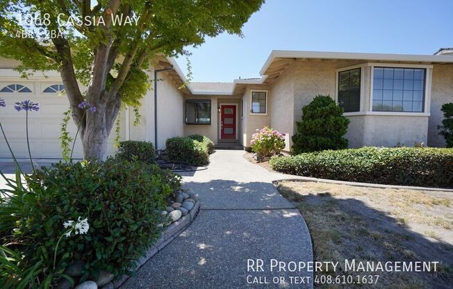 1068 CASSIA WAY