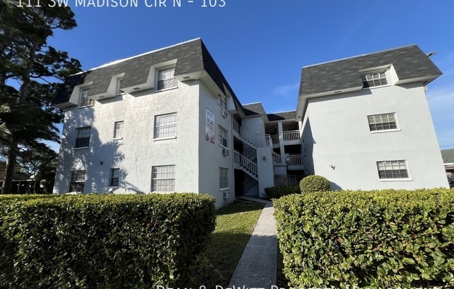 111 SW Madison Cir N