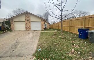 Fabulous Updated Duplex Near The Domain