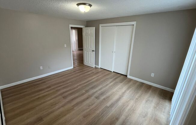 2 beds, 1 bath, $1,945, Unit 15B