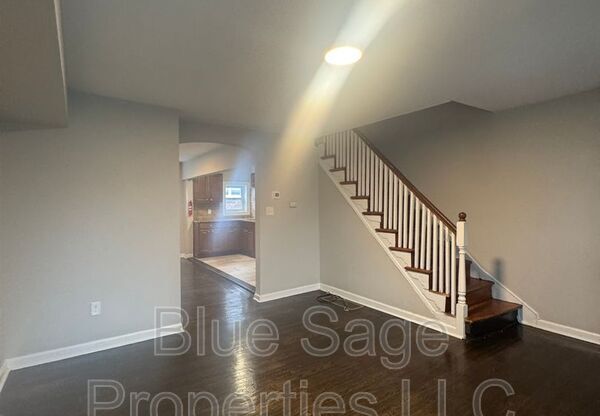 7059 GREENWOOD AVE