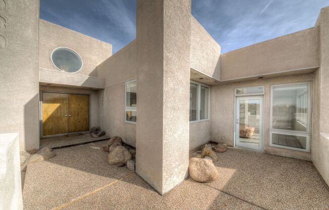 SANDIA HEIGHTS EXECUTIVE RENTAL 2+Story 3Bedroom  3 Bath 2/CG