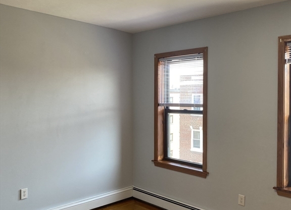324 SMT AVE