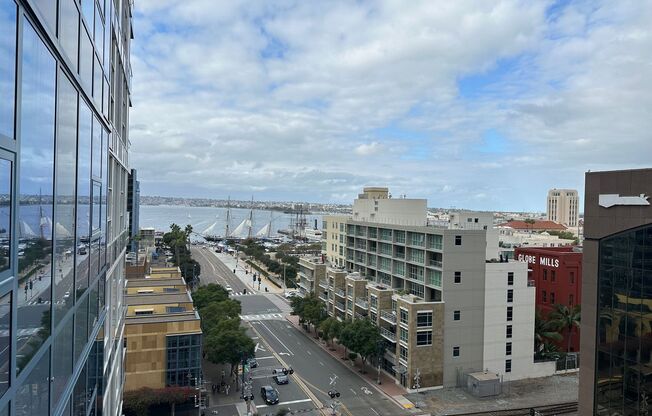 2 beds, 2 baths, $5,300, Unit # 903