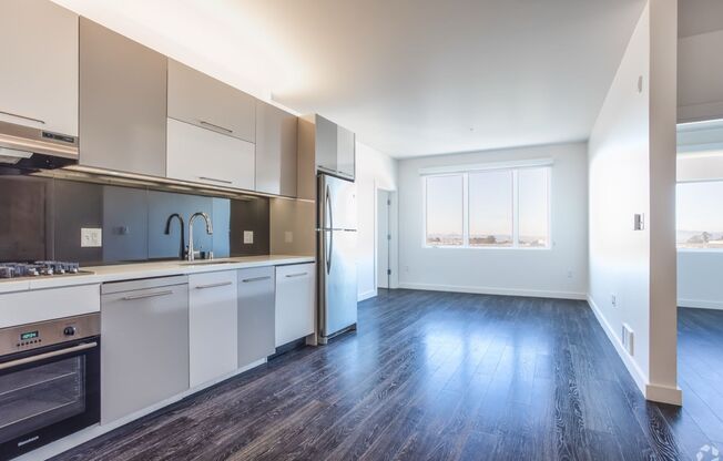 2 beds, 2 baths, 1,155 sqft, $3,895, Unit 520
