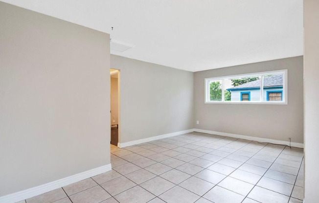 76 S CANOSA WAY