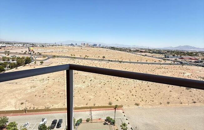 2 beds, 2.5 baths, $2,750, Unit Unit 1311