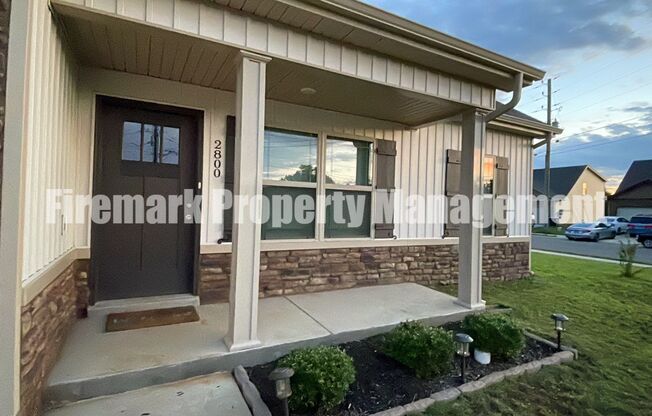 Large Corner Lot 3 Bedroom 2 Bath house in Christiana!