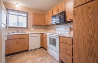 1 bed, 1 bath, 800 sqft, $1,355, Unit 4035-4