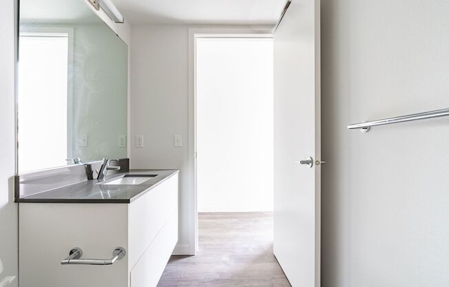 Studio, 1 bath, $1,445, Unit 411