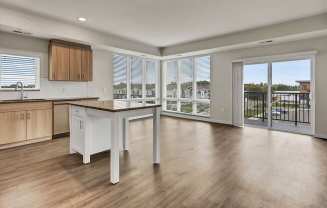 3 beds, 2 baths, 1,383 sqft, $2,375, Unit 153