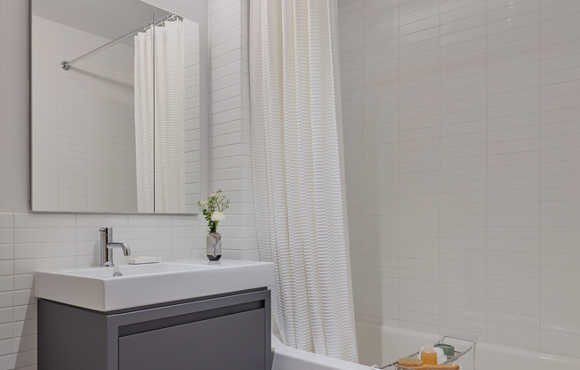 1 bed, 1 bath, $7,295, Unit 35C