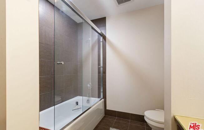 1 bed, 1 bath, 1,030 sqft, $2,995, Unit 1205