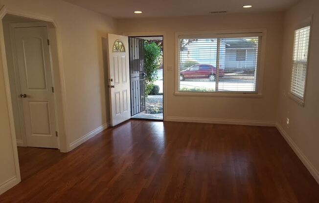 Updated Duplex Unit in West San Jose!