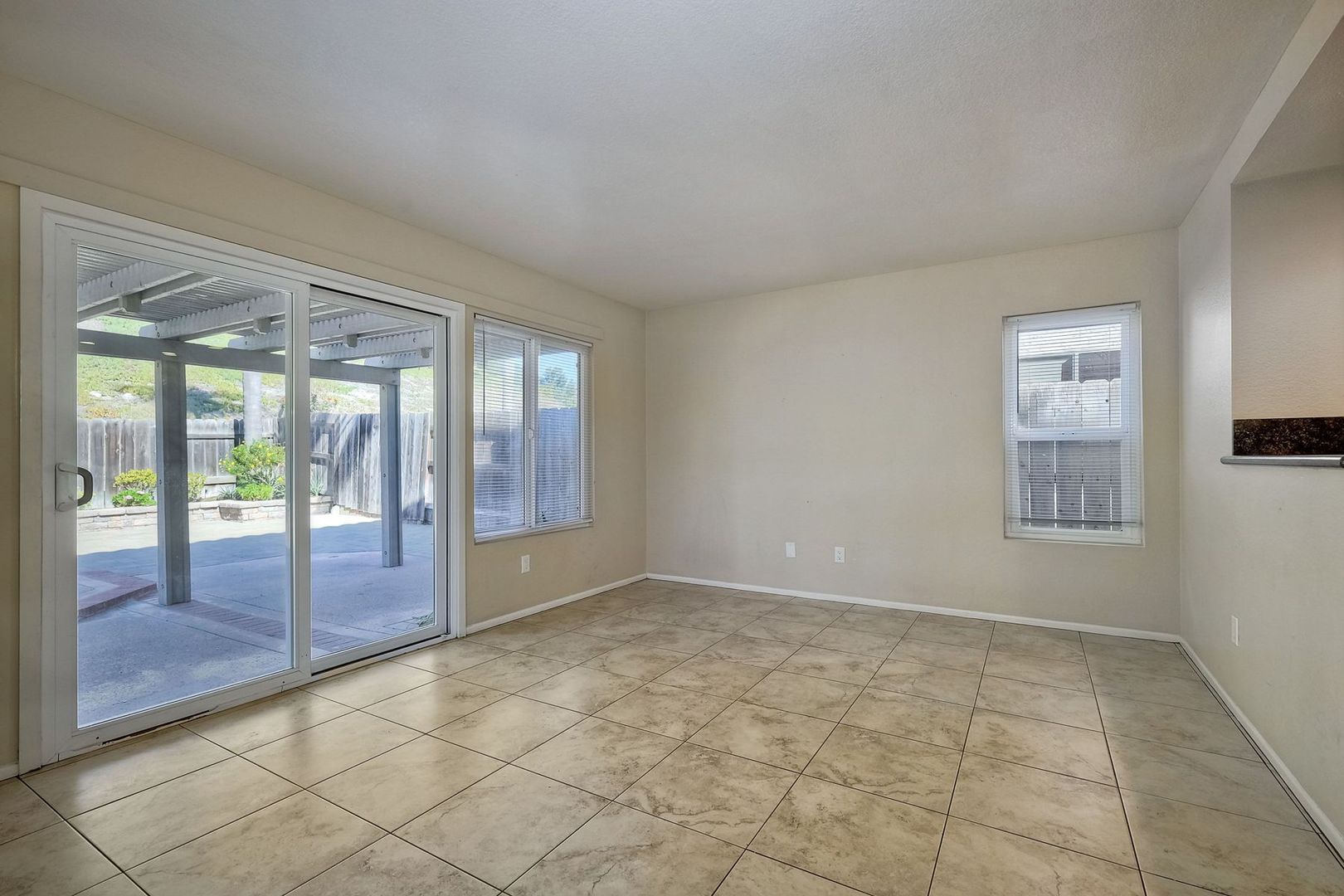 3Bed/2Bath in Rancho Del Oro~ Ave Sevilla