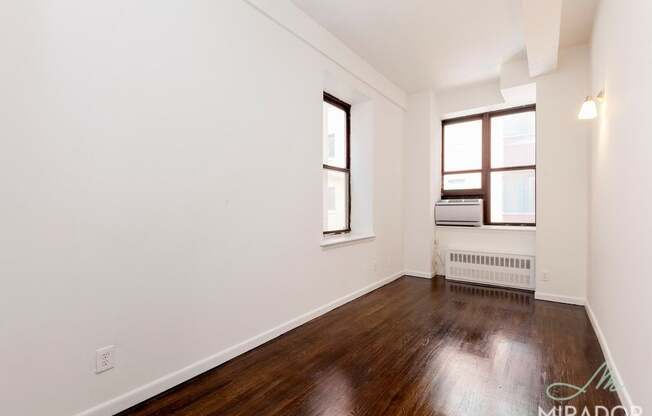 1 bed, 1 bath, $5,300, Unit 4H