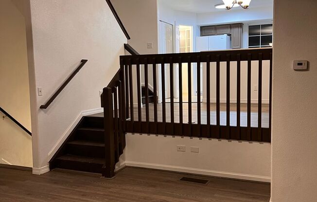 Gorgeous 2 bed/2.5 bath townhome in Welby Glen