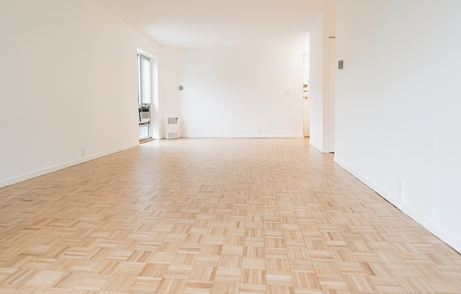 1 bed, 1 bath, 749 sqft, $2,700, Unit 301