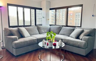 1 bed, 1 bath, $1,795