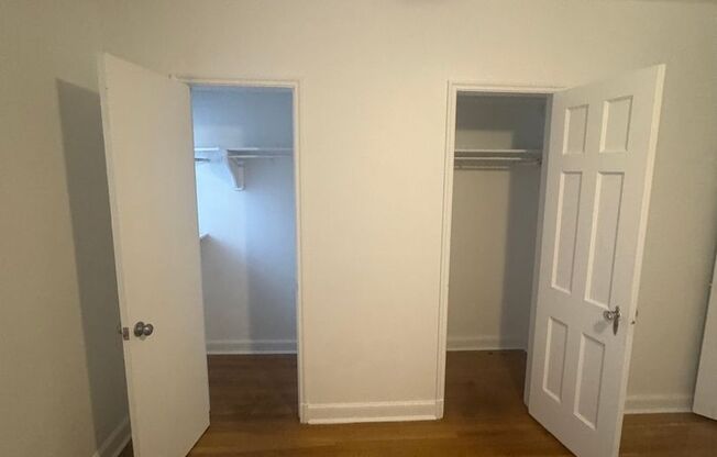 Van Avalon Apartments