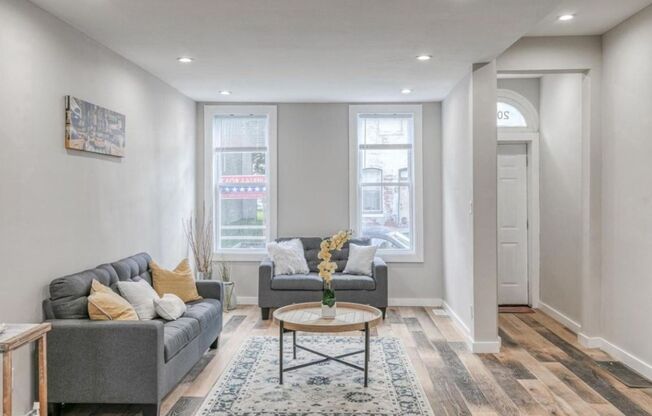 Luxurious 4-Bed/2-Bath Townhome in Cecil B. Moore! Available NOW!