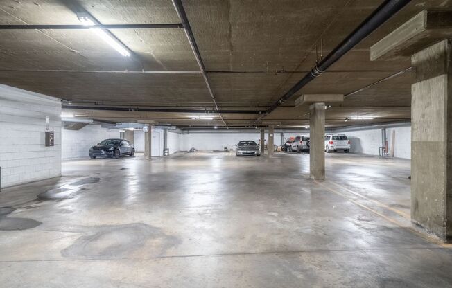 2 beds, 2 baths, 1,000 sqft, $2,795, Unit Unit 302