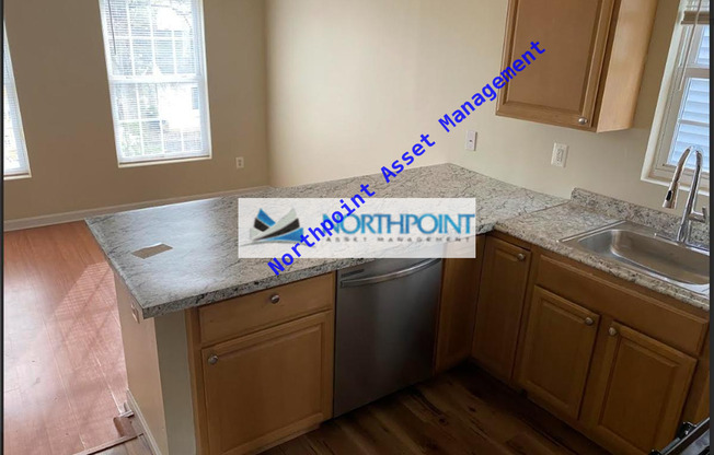 !!MOVE IN SPECIAL: $500 OFF on 2nd MONTH RENT with APPROVED APPLICANT!!