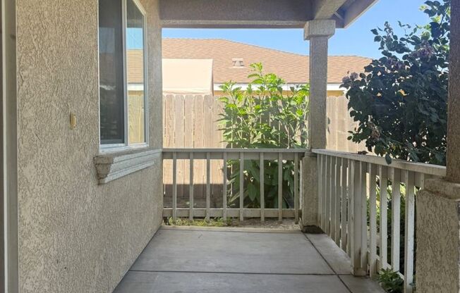 Don’t miss out on this 3 bedroom/2bath home!!!