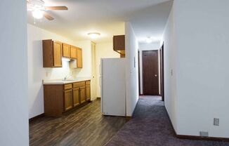 2 beds, 1 bath, 950 sqft, $1,285, Unit 105