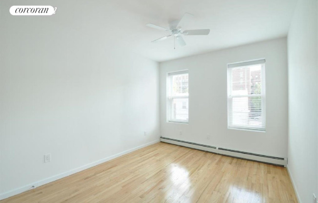 2 beds, 1 bath, $3,700, Unit 2