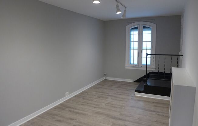 Studio, 1 bath, 400 sqft, $1,175, Unit LLO