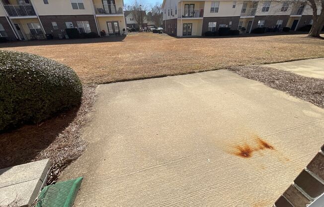 1 bed, 1 bath, 765 sqft, $1,125, Unit 2700-4