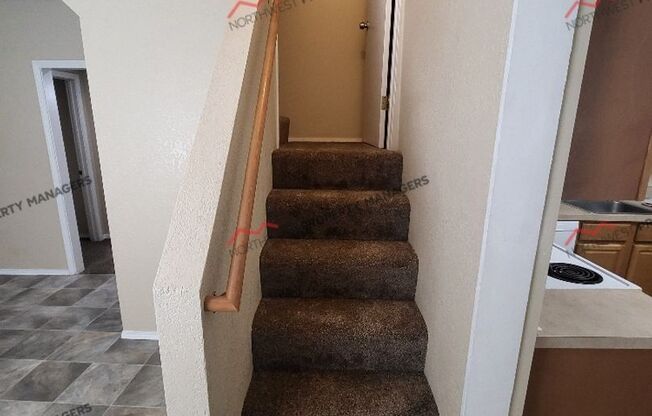 STATUS: *AVAILABLE* | R28 | $1895 + $100 FLAT RATE FOR W/S
