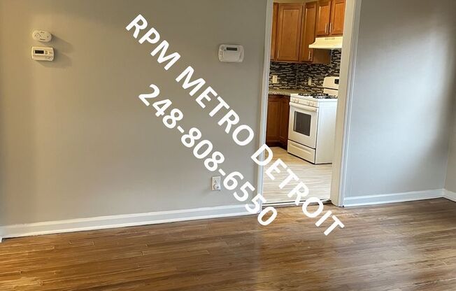 4 beds, 1 bath, $1,450, Unit (RRR)