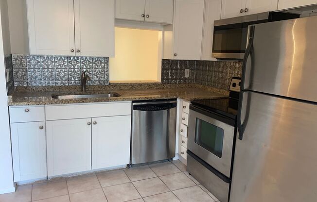 Recently Renovated Rental in Desirable Cape Coral Downtown Location!