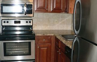 2 beds, 1 bath, 900 sqft, $1,250, Unit 11468-201