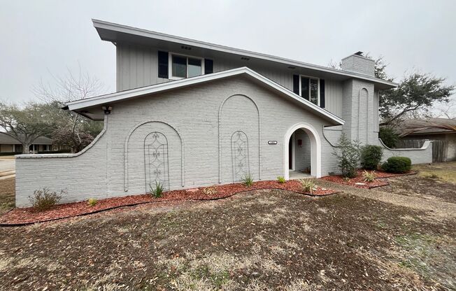 Spacious Two Story Home in Country Club Estates