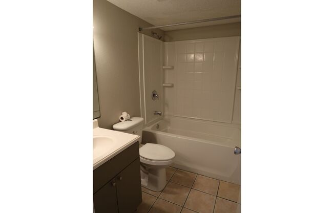 1 bed, 1 bath, 600 sqft, $1,393.75, Unit Unit 305