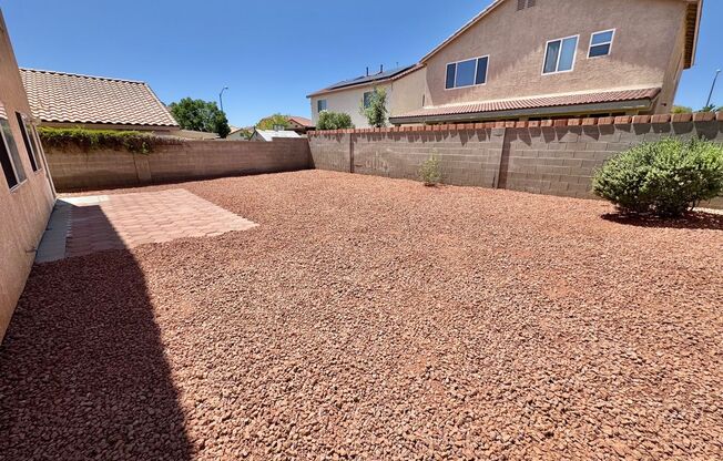 STUNNING TWO STORY 4 BEDROOMS 3 BATHROOMS SINGLE FAMILY HOME WITH 3 CAR GARAGE