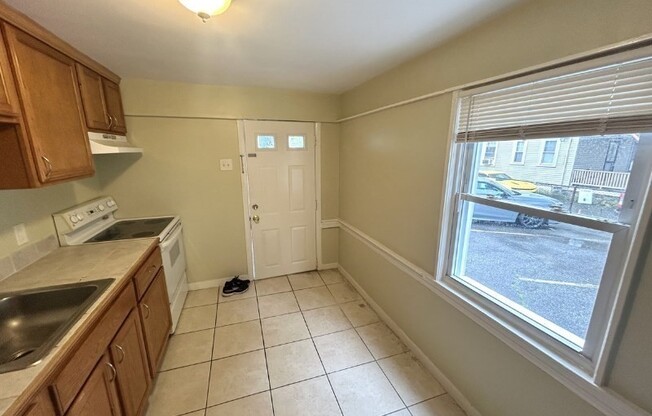 632 MAIN ST