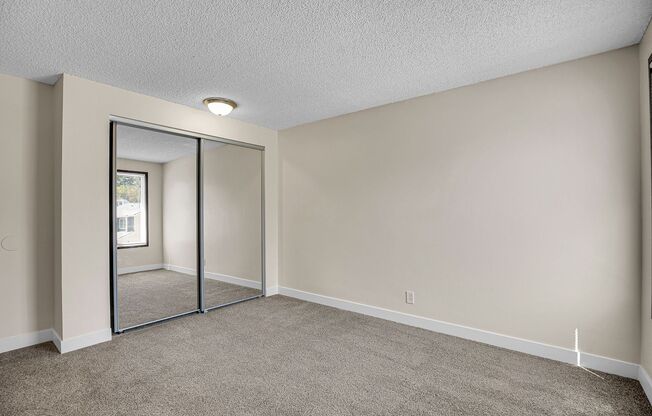 2 beds, 1.5 baths, 1,050 sqft, $2,049, Unit 214-772A