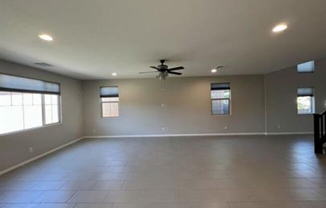 Spectacular NW Home For Rent