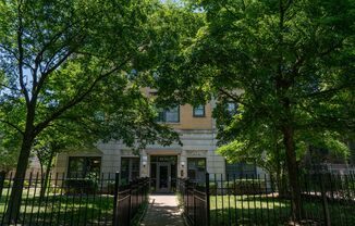 1 bed, 1 bath, 465 sqft, $1,650, Unit 4630-2D