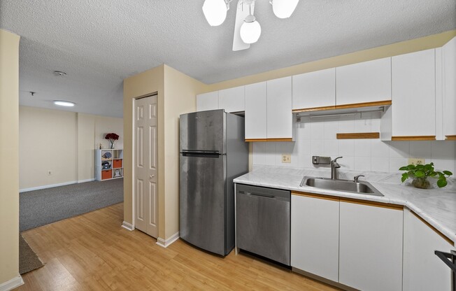1 bed, 1 bath, 826 sqft, $2,500, Unit 708